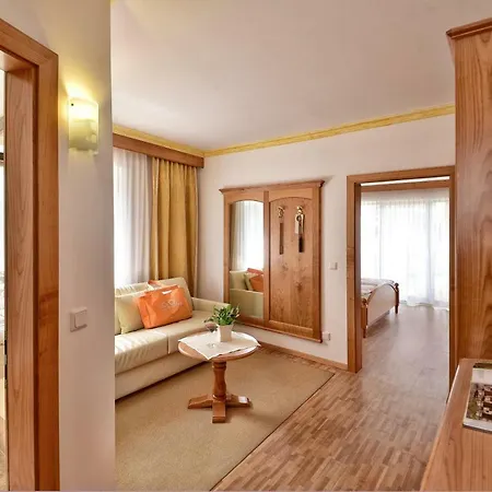 Hotel Sonnenburg Merano