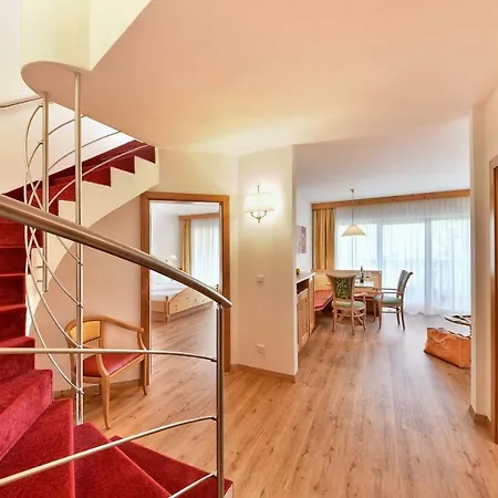 Ξενοδοχείο Sonnenburg Μεράνο