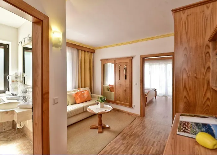 Hotel Sonnenburg Meran